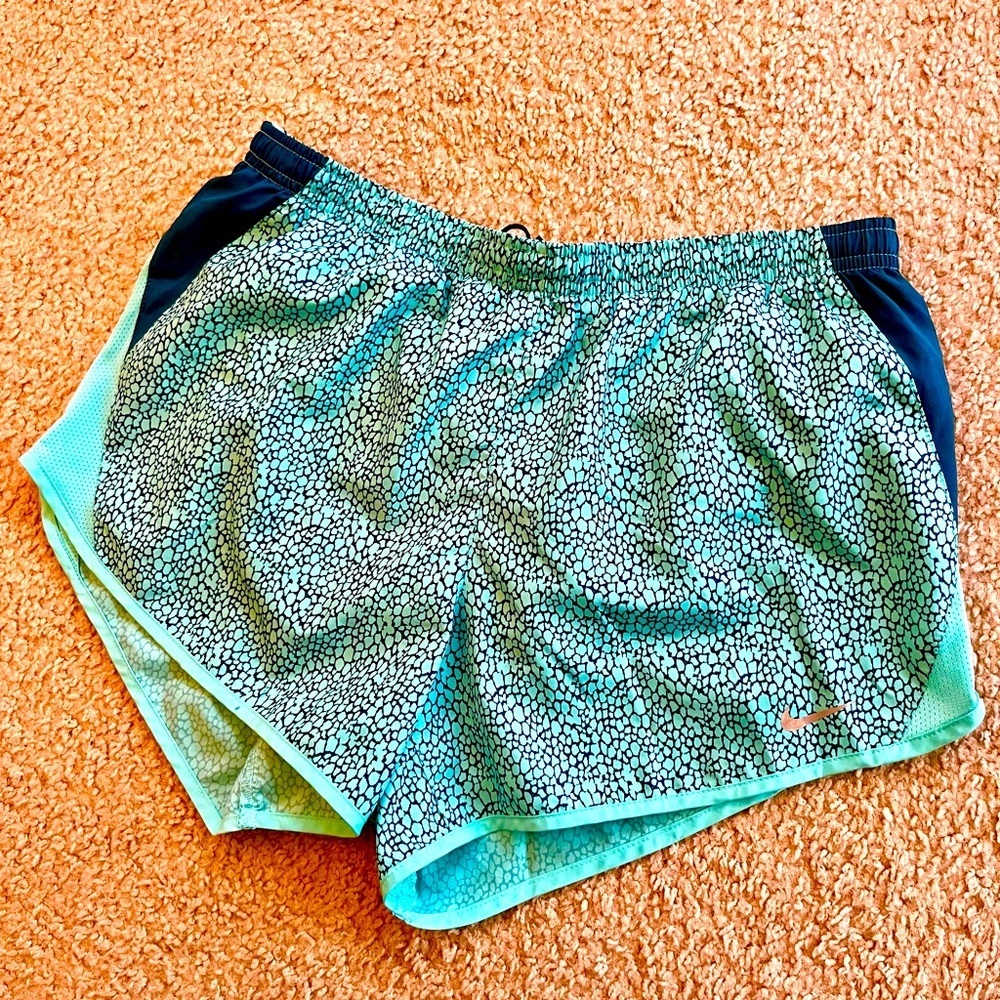 Nike dri-fit Running Shorts S